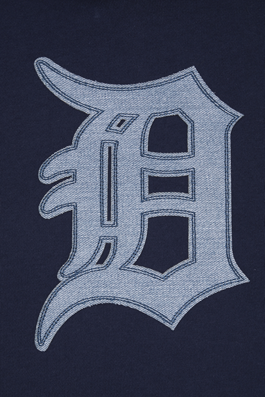 Pro Standard Tigers Pullover Hoodie Image 5 of 8. Tap to open photo gallery.