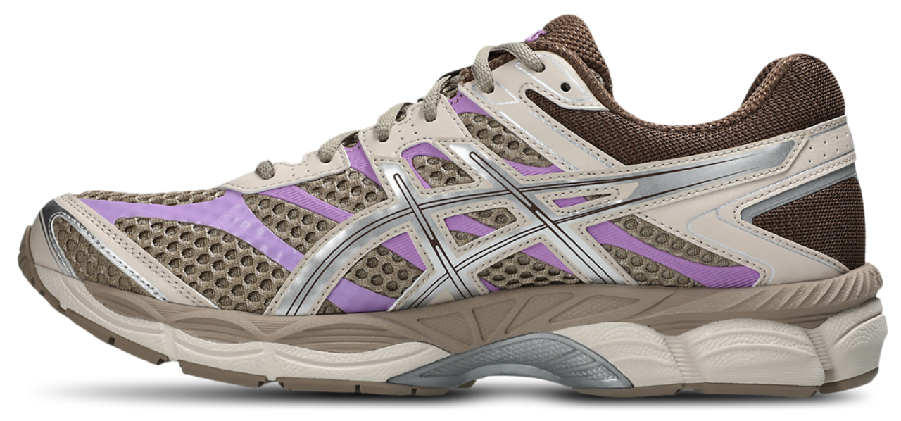 ASICS® GEL-Cumulus 16 Image 2 of 5. Tap to open photo gallery.