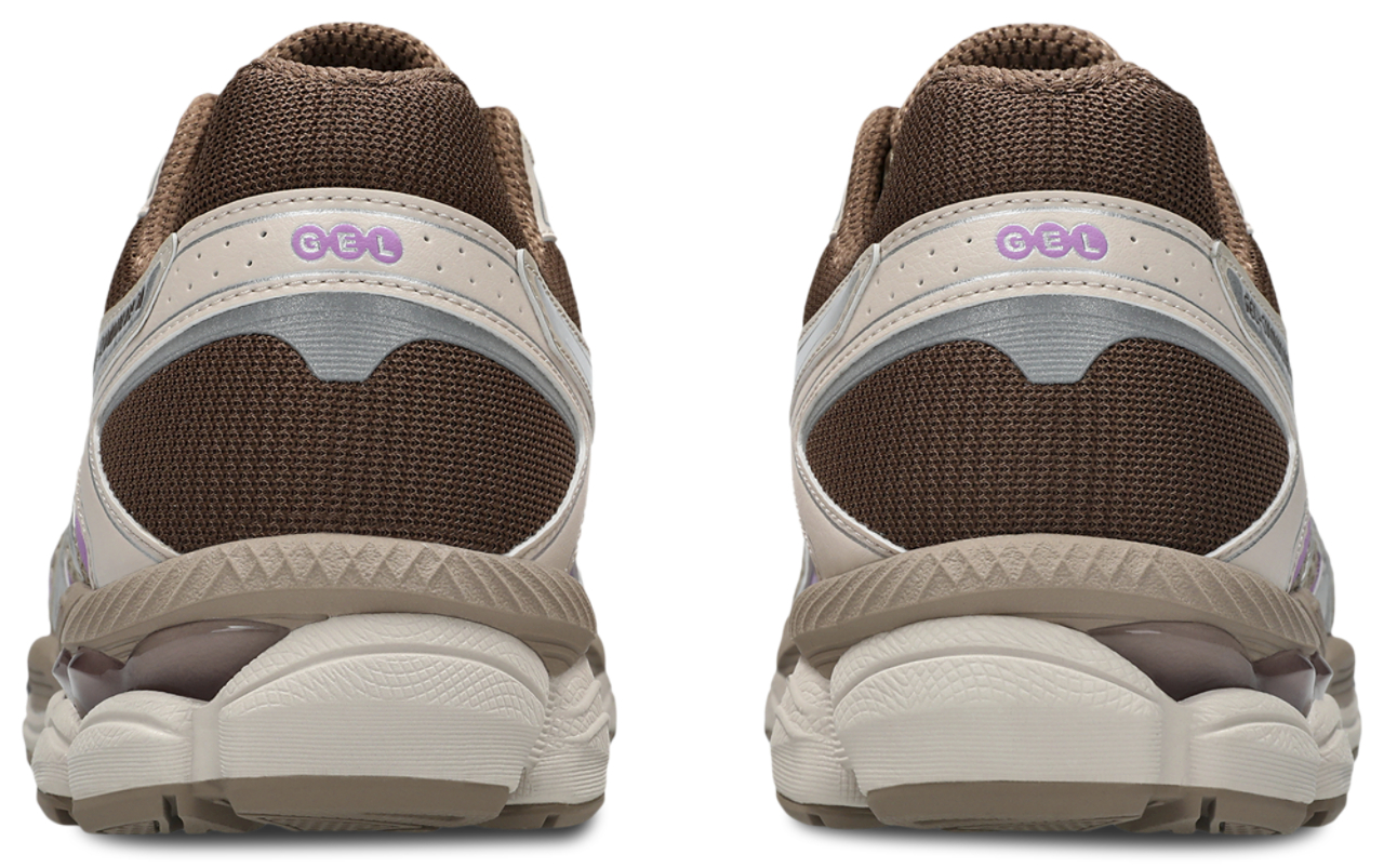 ASICS® GEL-Cumulus 16 Image 3 of 5. Tap to open photo gallery.