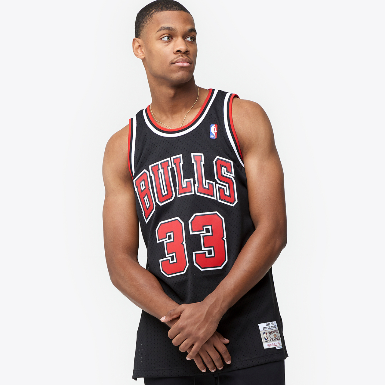 Mitchell & Ness SuperSonics Swingman Jersey Image 4 of 6. Tap to open photo gallery.