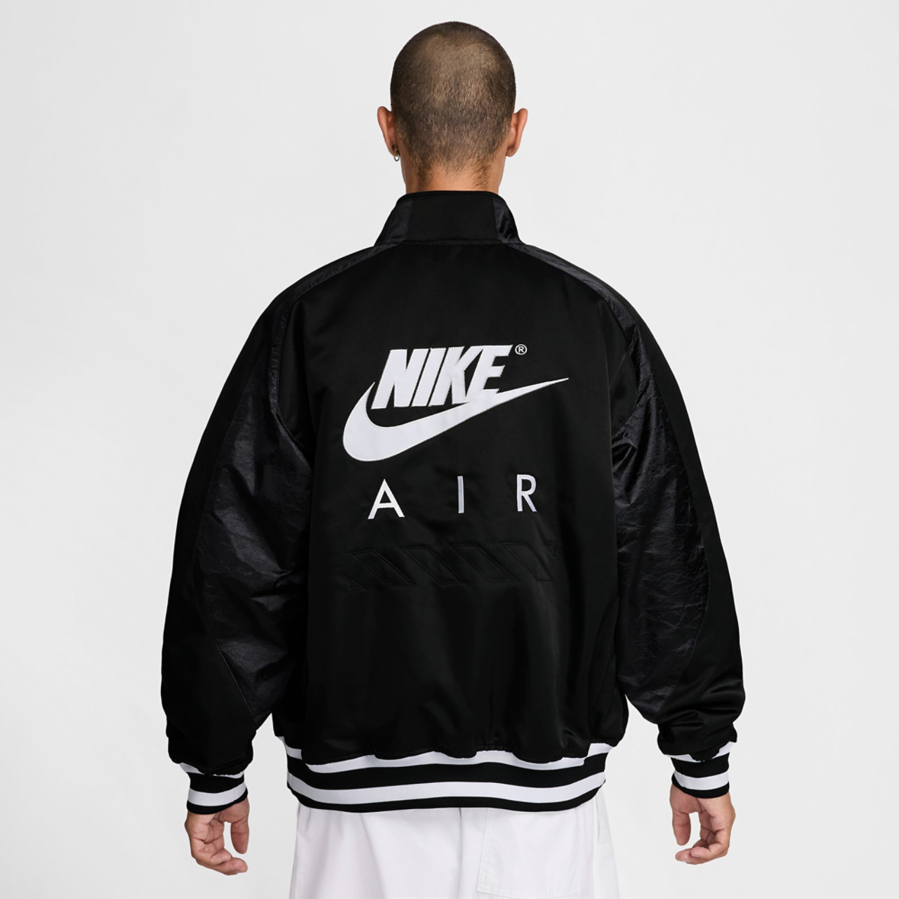 Nike Blouson Varsity Air Image 2 de 2. Appuyez pour ouvrir la galerie de photos.