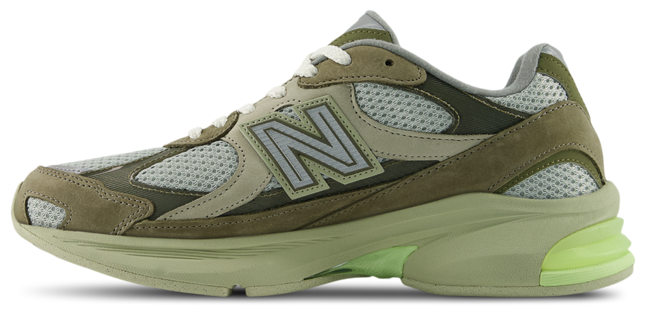 New Balance 2010  Image 2 of 5. Tap to open photo gallery.
