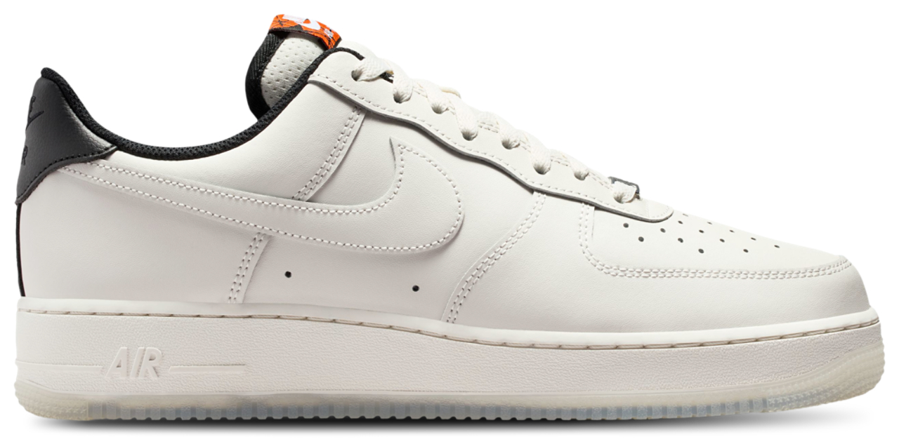 Nike Air Force 1 '07  Image 1 of 5. Tap to open photo gallery.