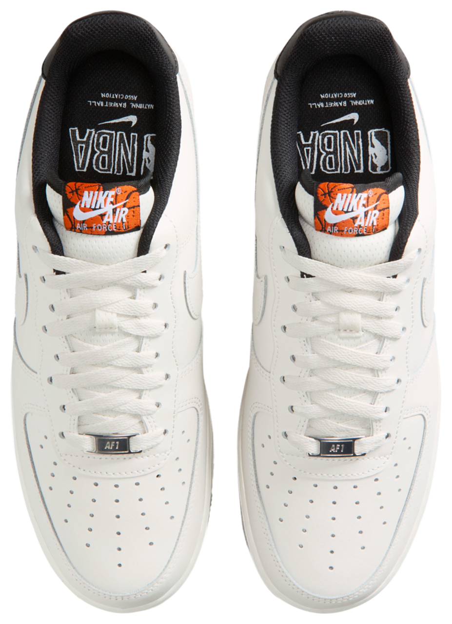 Nike Air Force 1 '07  Image 4 of 5. Tap to open photo gallery.