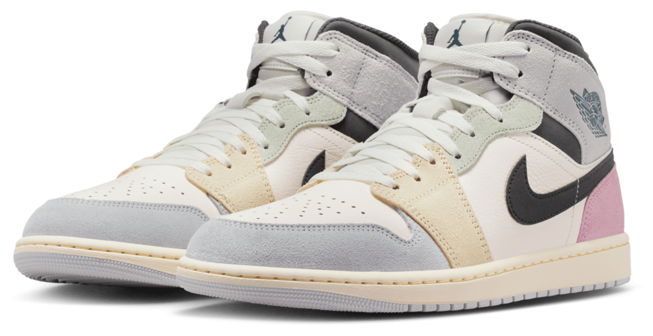 Jordan Air Jordan 1 Mid SE  Image 6 of 8. Tap to open photo gallery.