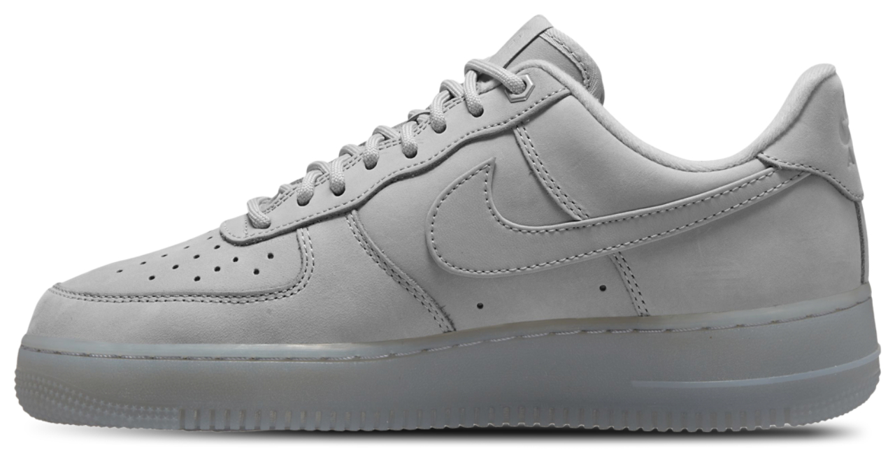 Nike Air Force 1 '07  Image 2 of 4. Tap to open photo gallery.