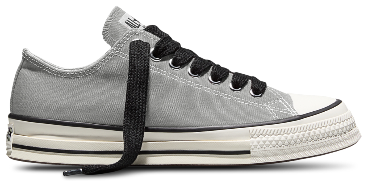 Converse CTAS Low Throwback  Image 1 of 7. Tap to open photo gallery.