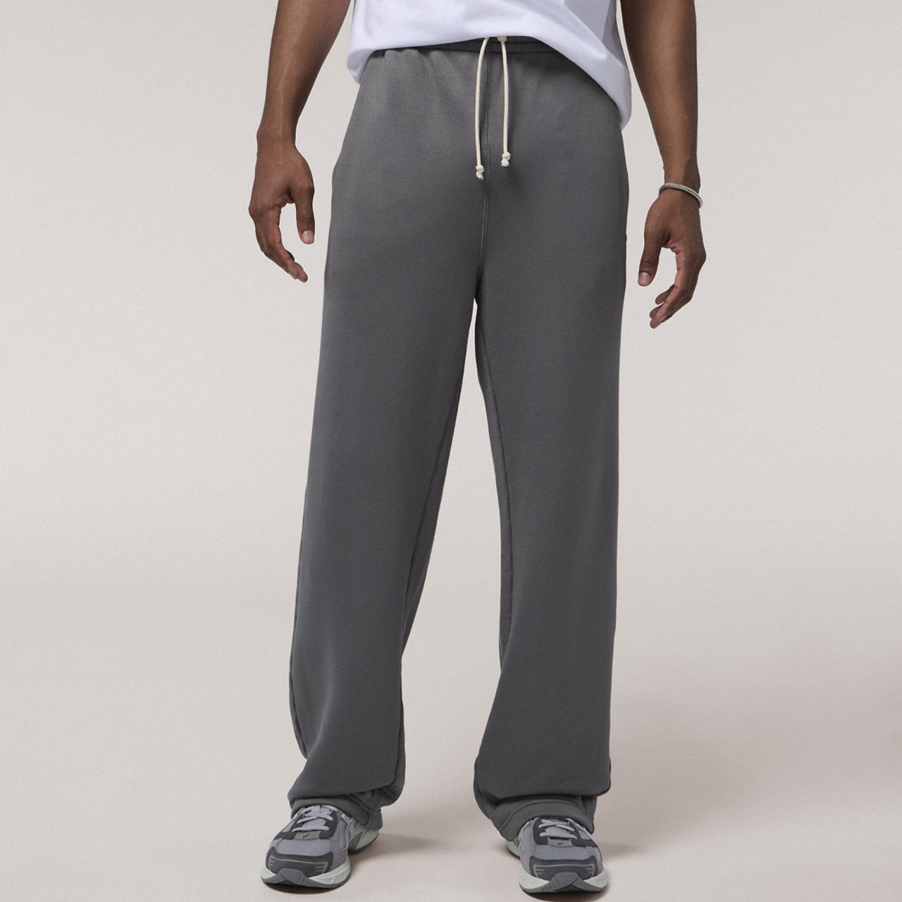 LCKR Nuv Open Hem Relaxed Fit Pants Image 1 of 7. Tap to open photo gallery.