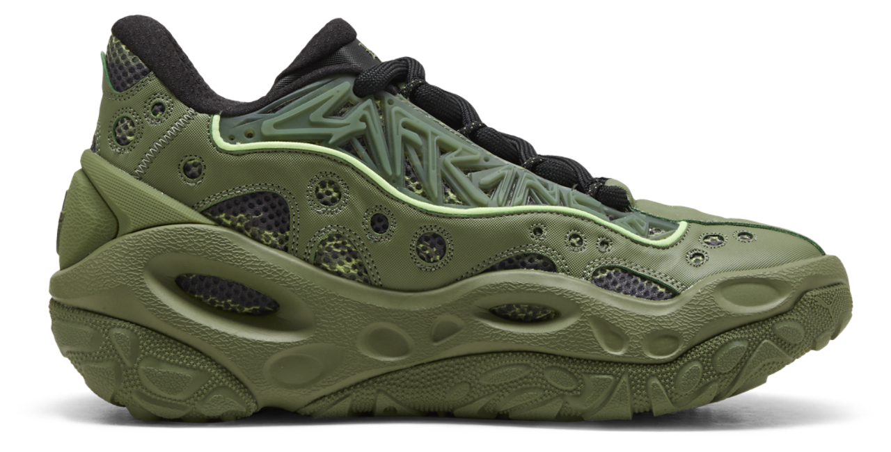 PUMA La France RNNR Camo  Image 2 of 10. Tap to open photo gallery.
