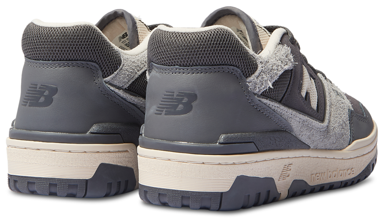New Balance 550 Image 3 de 5. Appuyez pour ouvrir la galerie de photos.