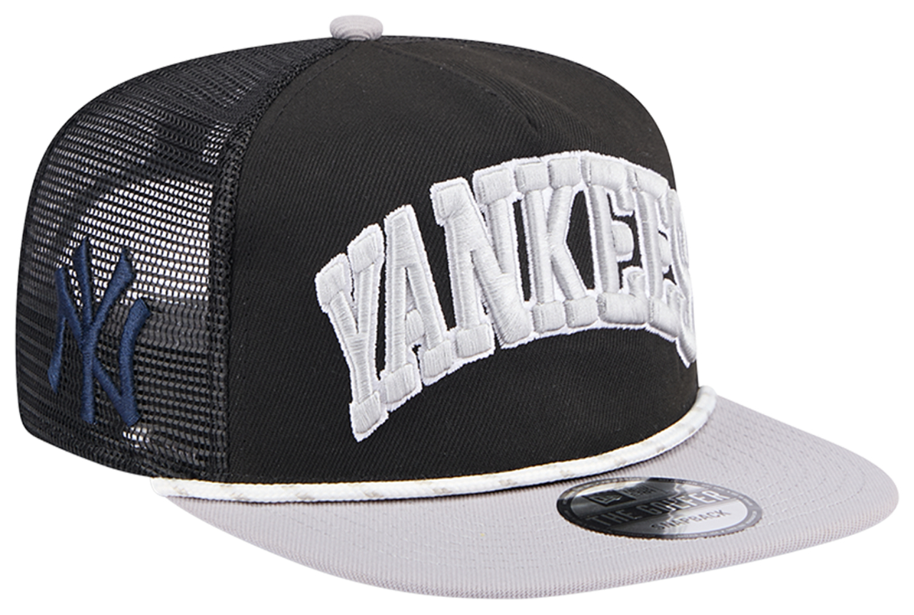 New Era Yankees Golfer Throwback Snapback  Image 4 of 7. Tap to open photo gallery.