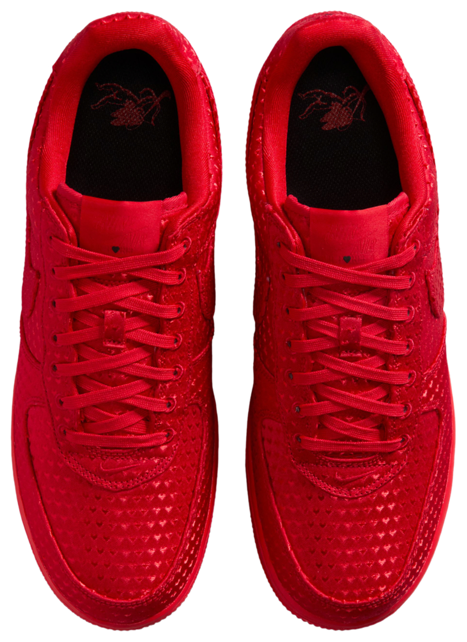 Nike Air Force 1 LV8 à tige basse Image 4 de 5. Appuyez pour ouvrir la galerie de photos.