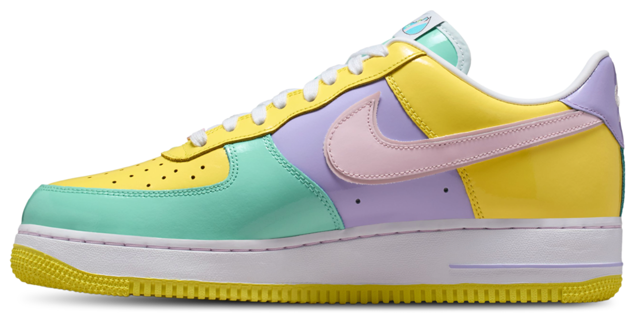 Nike Air Force 1 '07 Image 2 of 5. Tap to open photo gallery.