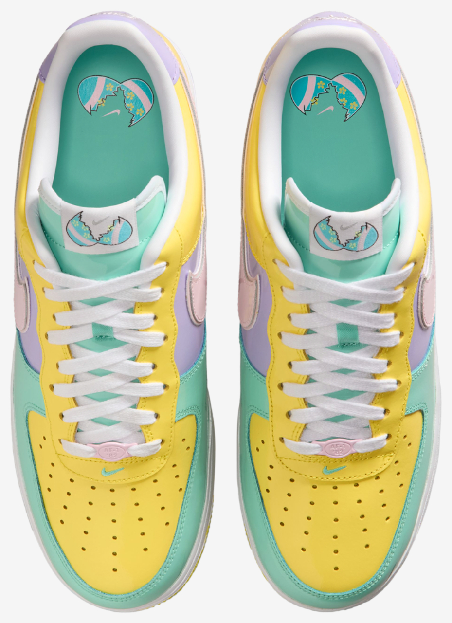 Nike Air Force 1 '07 Image 4 of 5. Tap to open photo gallery.