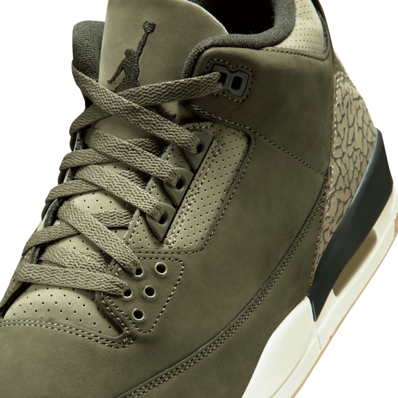 Jordan Retro 3  Image 7 of 9. Tap to open photo gallery.