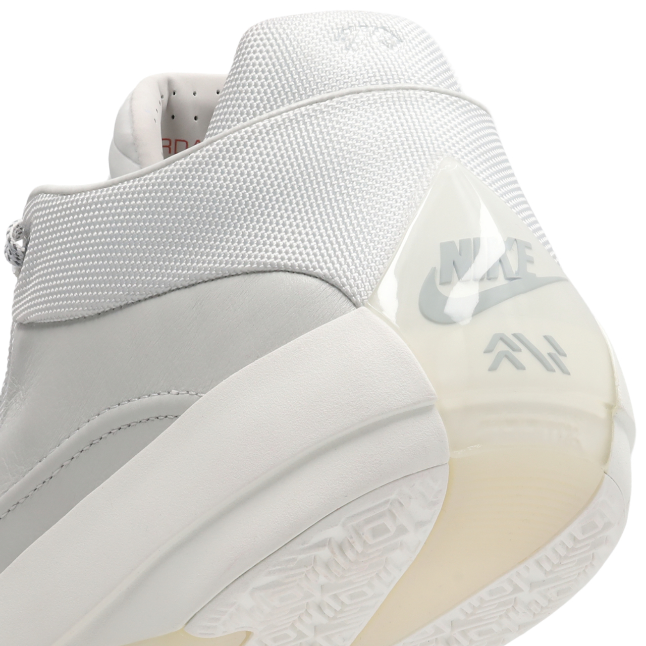 Jordan Air Jordan 40  Image 8 of 8. Tap to open photo gallery.