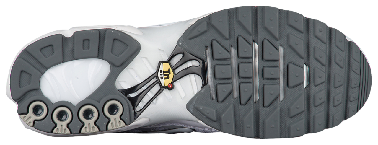 Nike Air Max Plus Image 6 de 6. Appuyez pour ouvrir la galerie de photos.