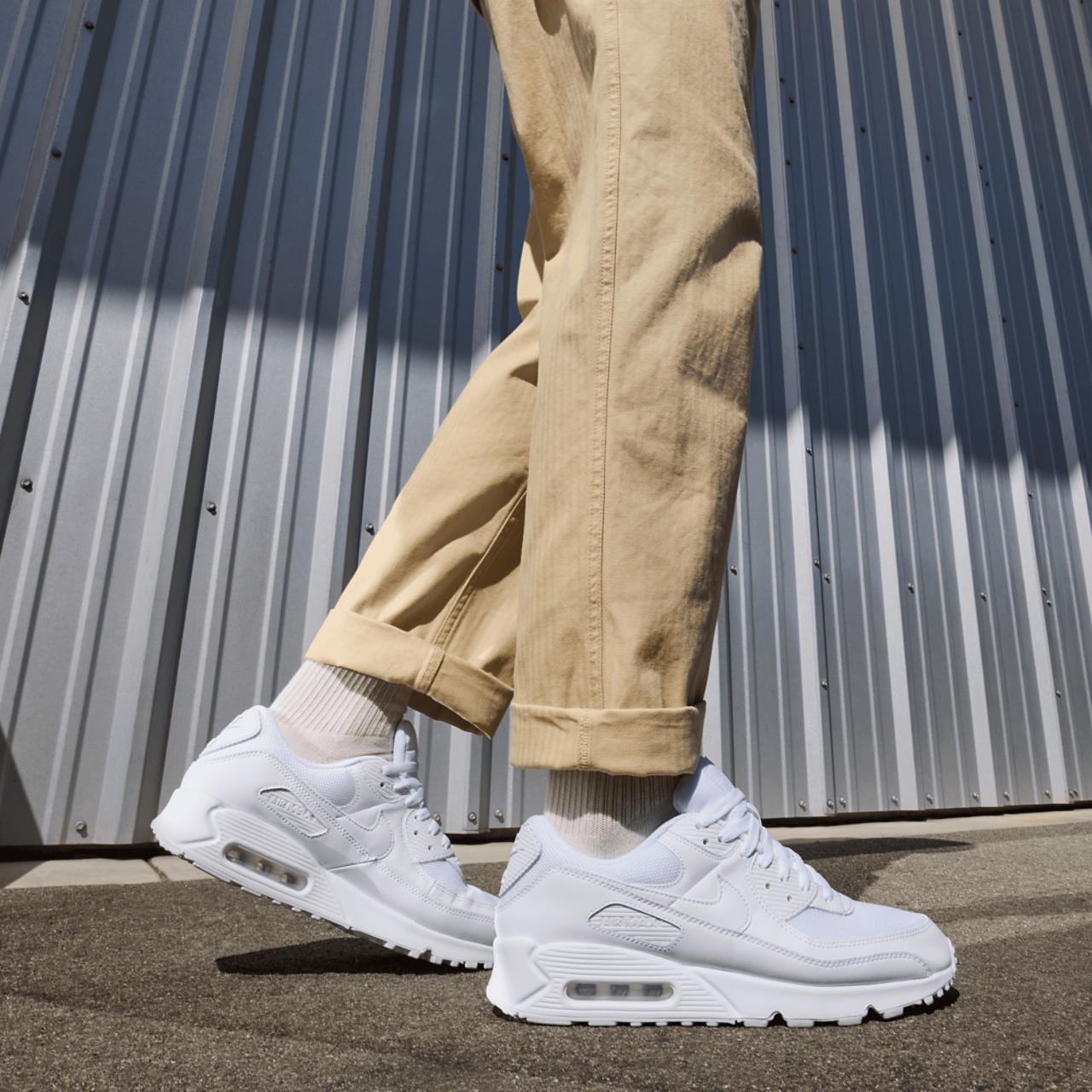 Nike Air Max 90 Image 7 de 8. Appuyez pour ouvrir la galerie de photos.