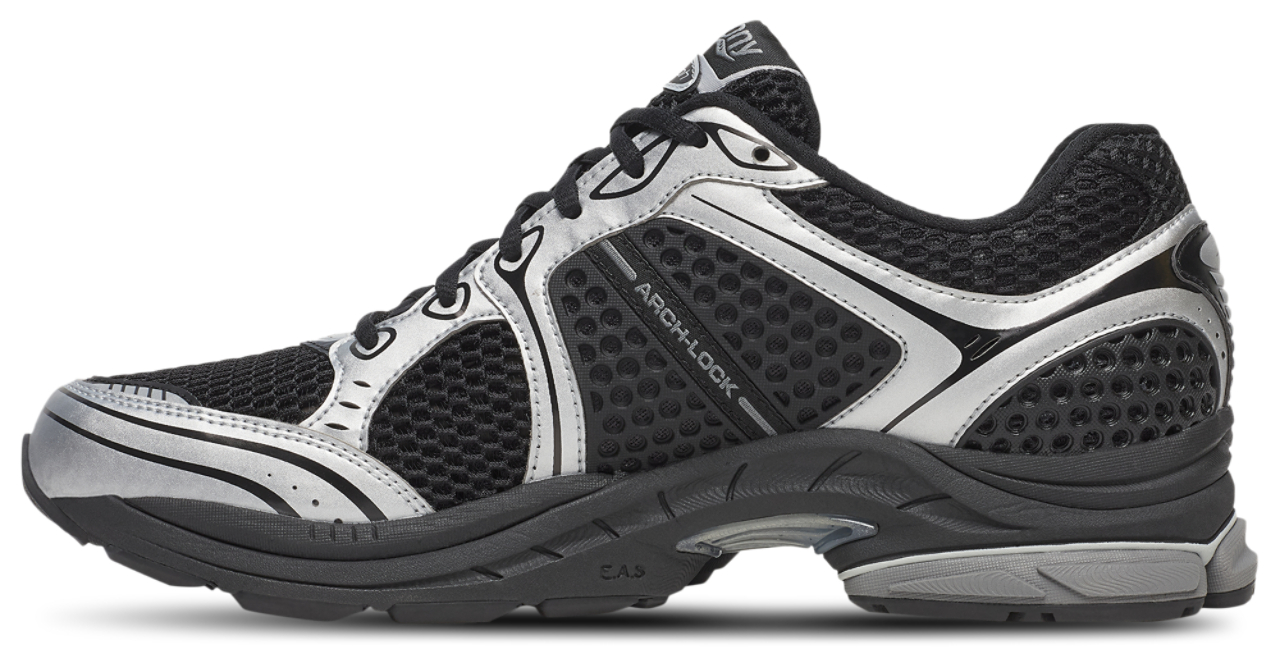 Saucony Triumph 4  Image 2 of 5. Tap to open photo gallery.