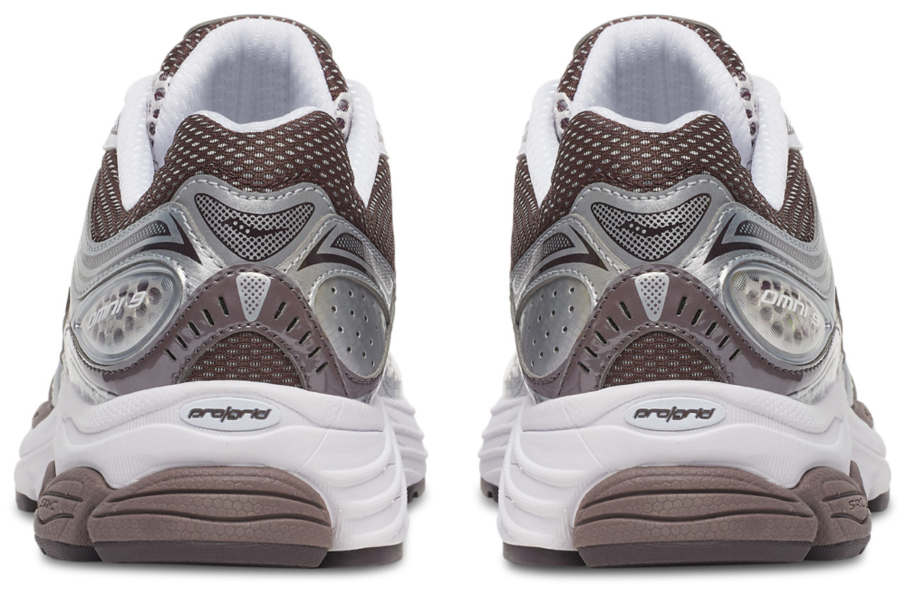 Saucony Progrid Omni 9  Image 3 of 5. Tap to open photo gallery.