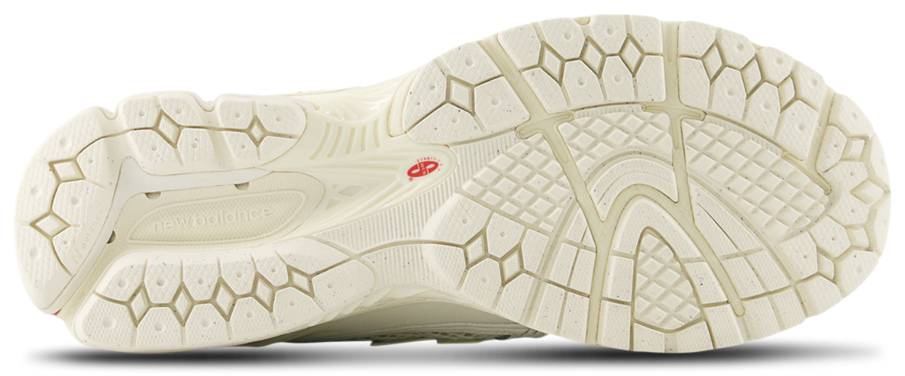 New Balance 1906R  Image 4 of 4. Tap to open photo gallery.