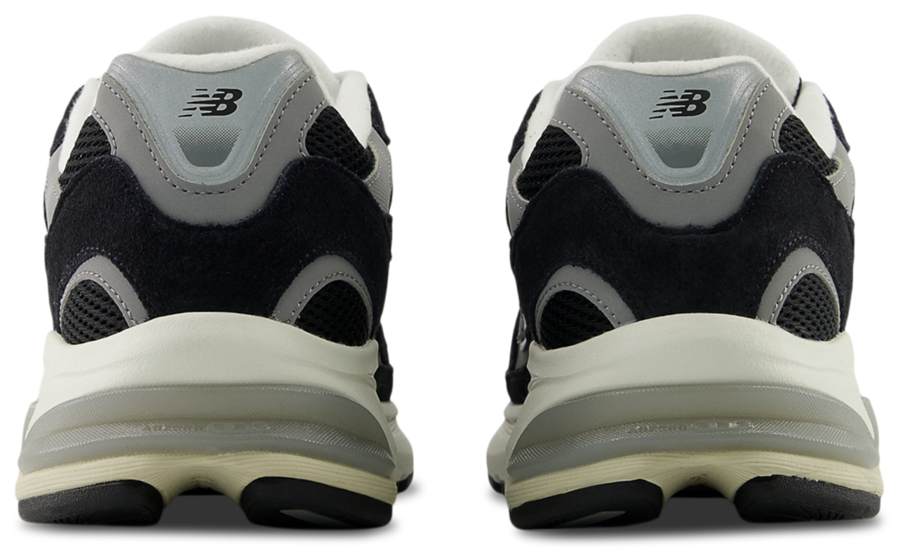 New Balance 2010  Image 3 of 5. Tap to open photo gallery.
