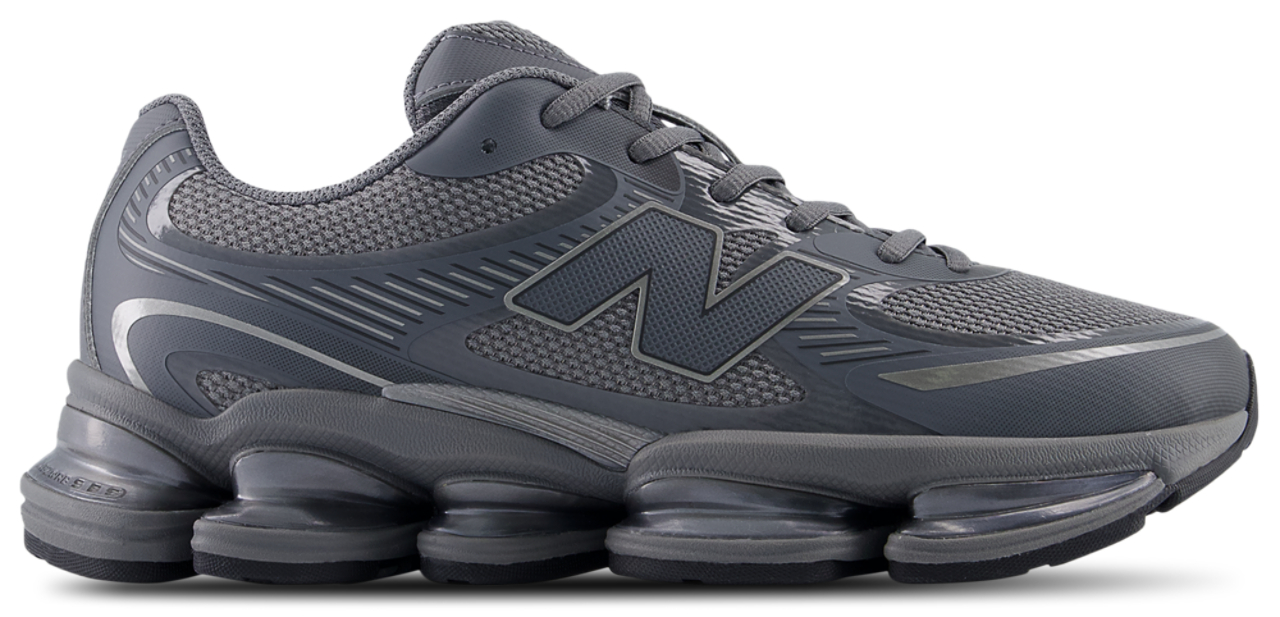 New Balance 2000 Image 1 de 5. Appuyez pour ouvrir la galerie de photos.