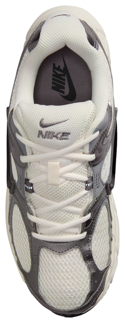Nike V5 RNR Image 3 de 4. Appuyez pour ouvrir la galerie de photos.