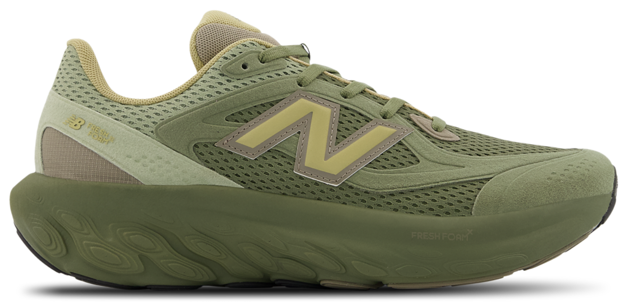 New Balance FF Trainer Image 1 of 4. Tap to open photo gallery.
