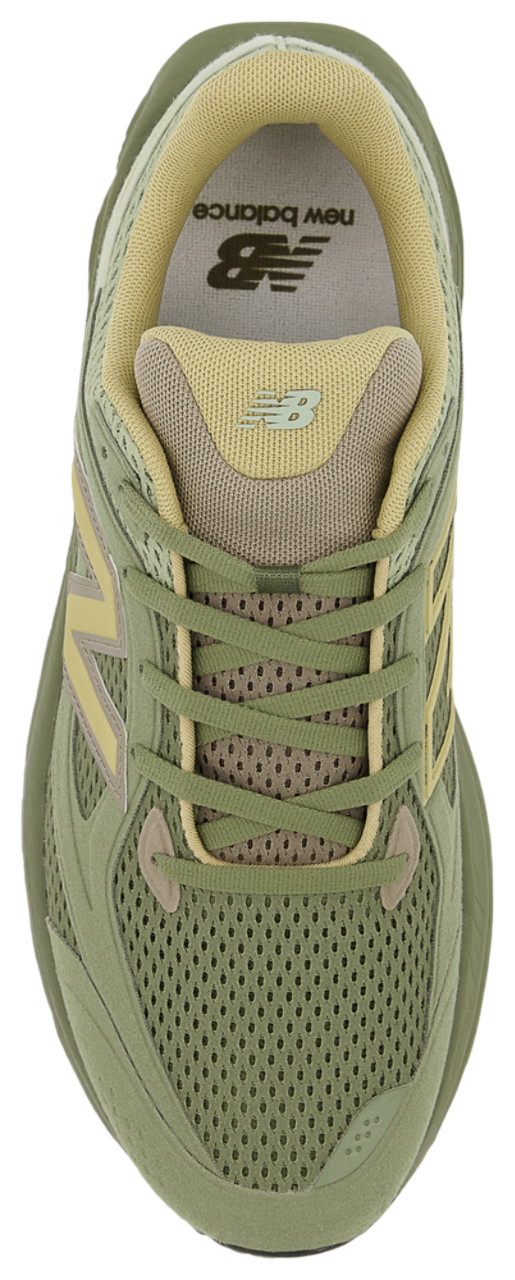 New Balance FF Trainer Image 3 of 4. Tap to open photo gallery.