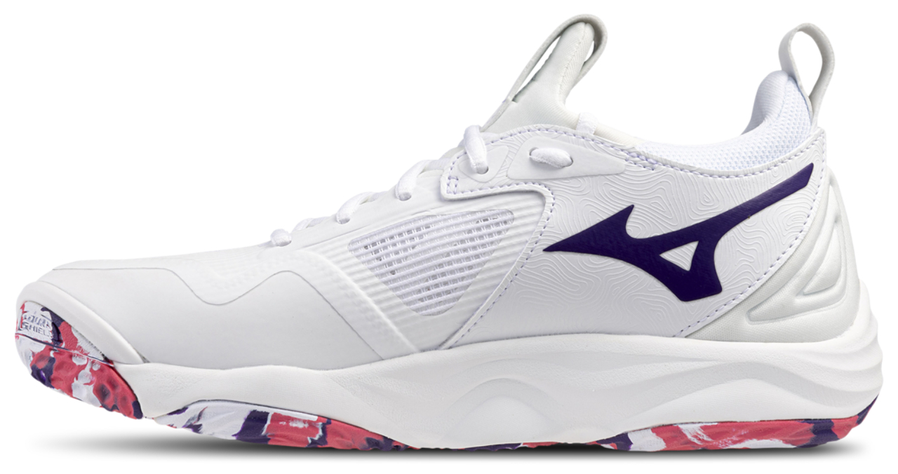 Mizuno Wave Momentum 3 Image 2 of 5. Tap to open photo gallery.