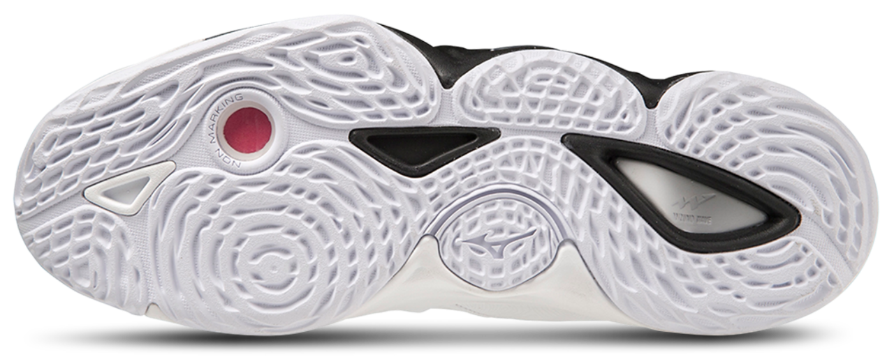 Mizuno Wave Momentum 3 Mid Image 5 of 5. Tap to open photo gallery.