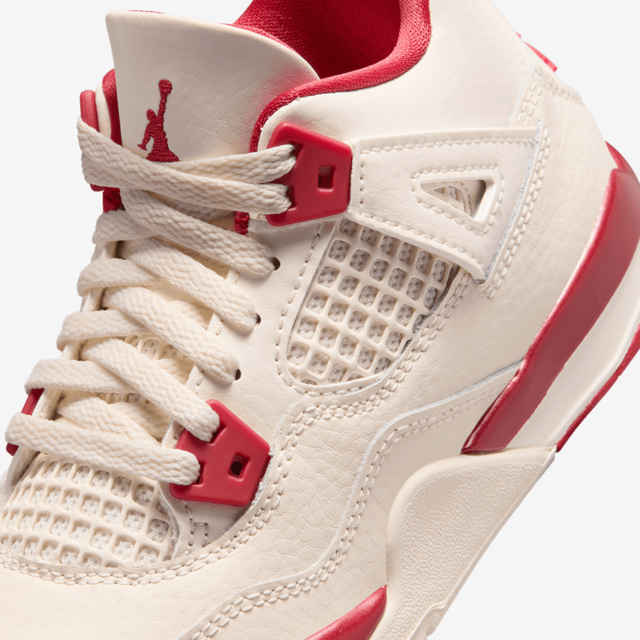 Jordan Retro 4 Image 7 of 8. Tap to open photo gallery.