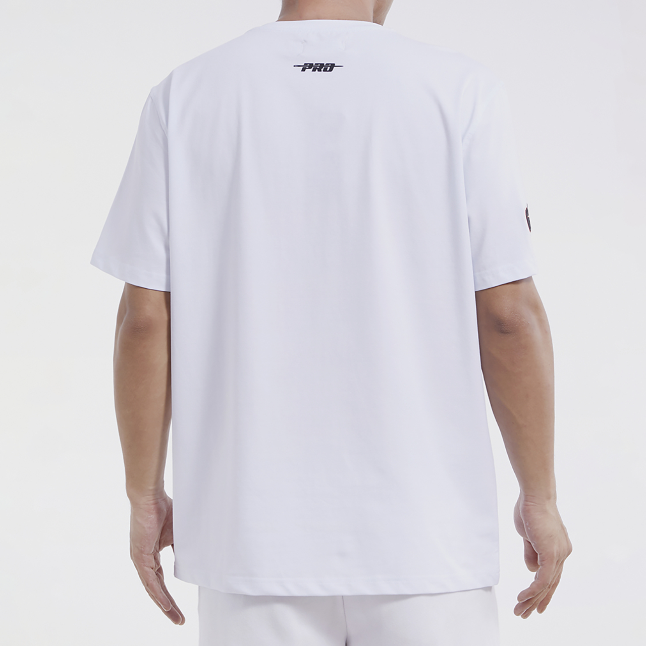 Pro Standard Giants Hometown Gradient T-Shirt Image 6 of 8. Tap to open photo gallery.