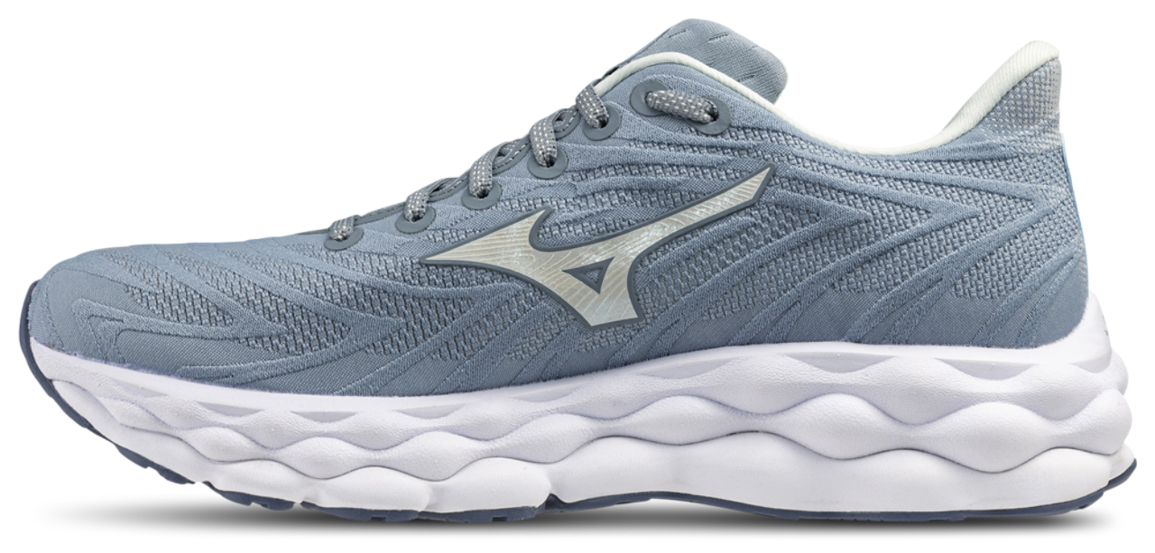 Mizuno Wave Sky 8 Image 2 of 9. Tap to open photo gallery.