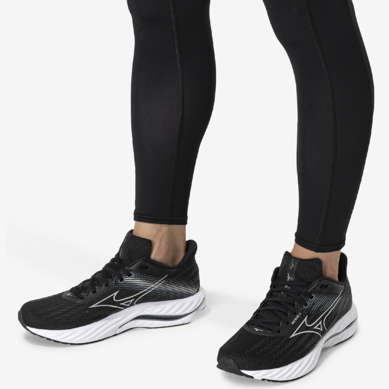 Mizuno Inspire 21 Image 9 of 9. Tap to open photo gallery.