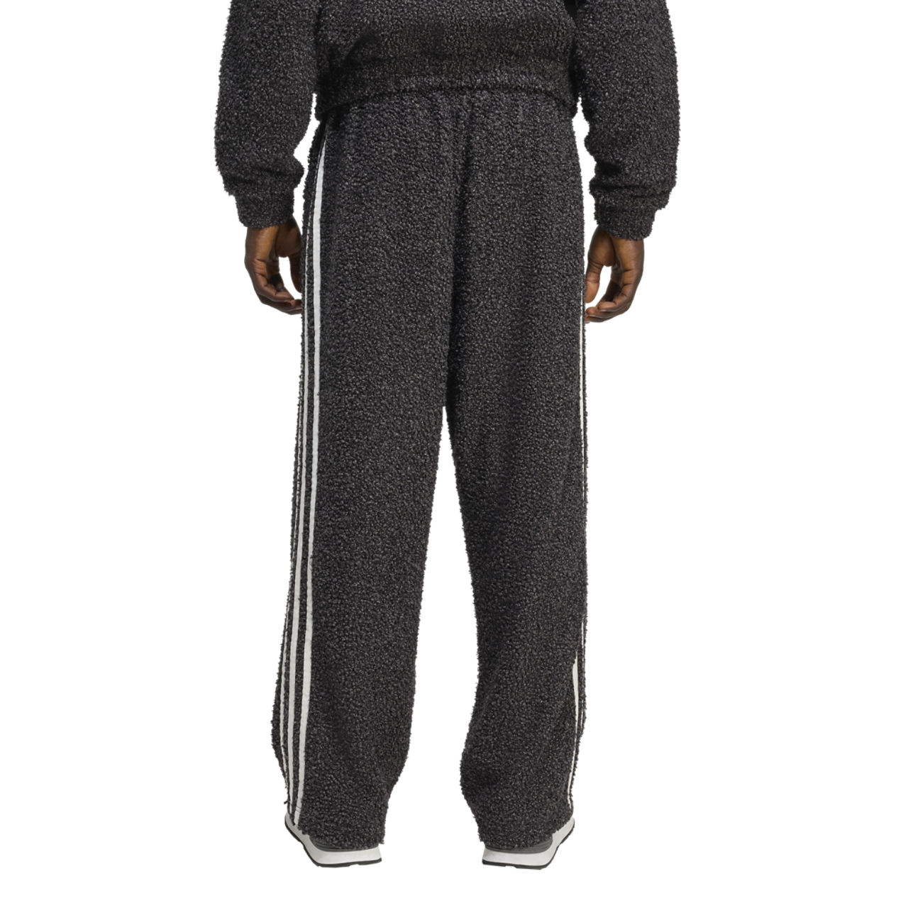 adidas Pantalon d’athlétisme Firebird Boucle Image 2 de 4. Appuyez pour ouvrir la galerie de photos.
