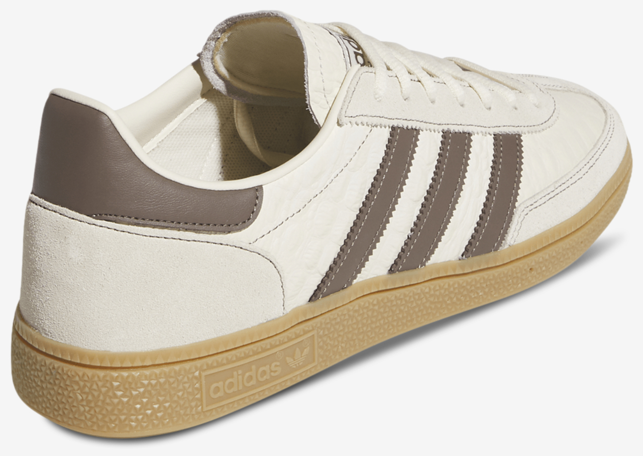 adidas Originals Handball Spezial Image 3 of 7. Tap to open photo gallery.