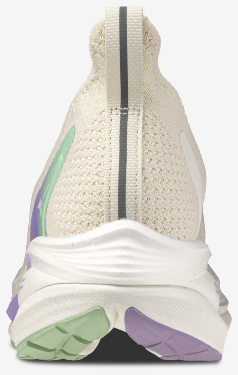 Mizuno Neo Vista 2 Image 3 of 5. Tap to open photo gallery.