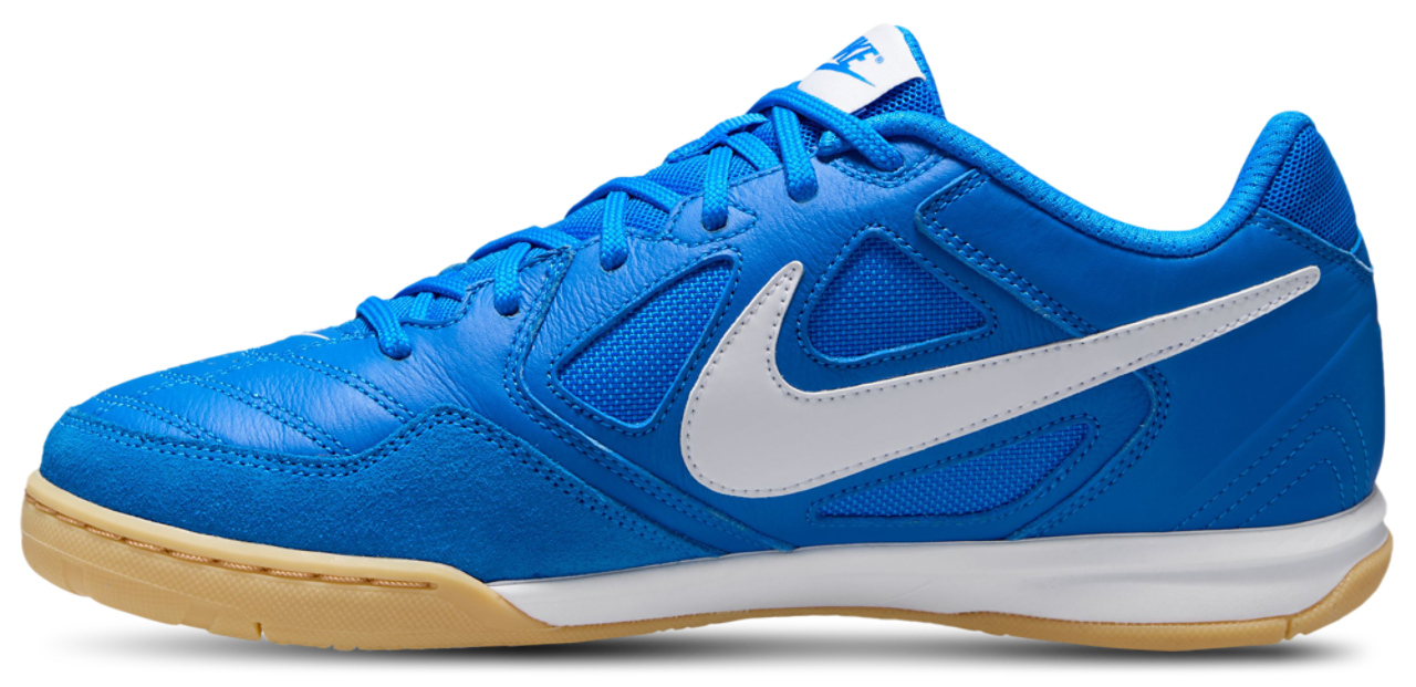 Nike Gato  Image 2 de 4. Appuyez pour ouvrir la galerie de photos.