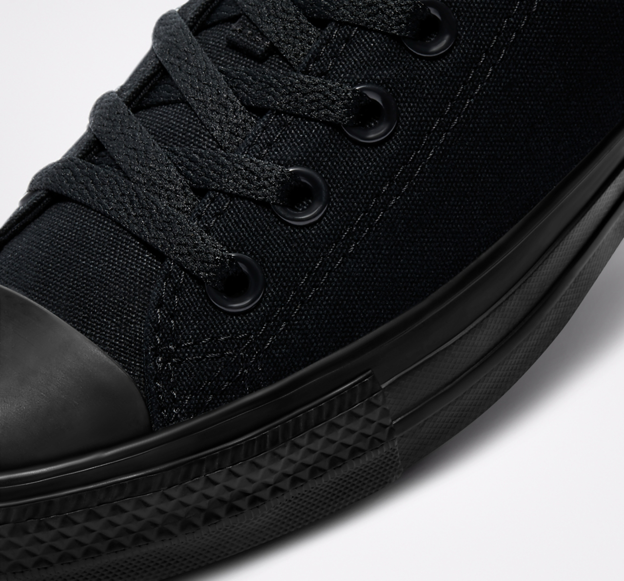 Converse Chuck Taylor Low  Image 9 of 11. Tap to open photo gallery.