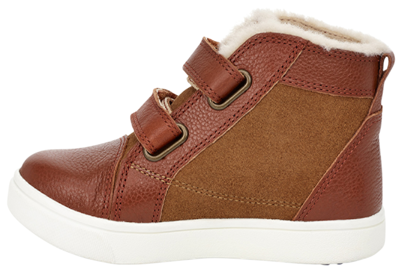 UGG Rennon II Image 2 of 5. Tap to open photo gallery.