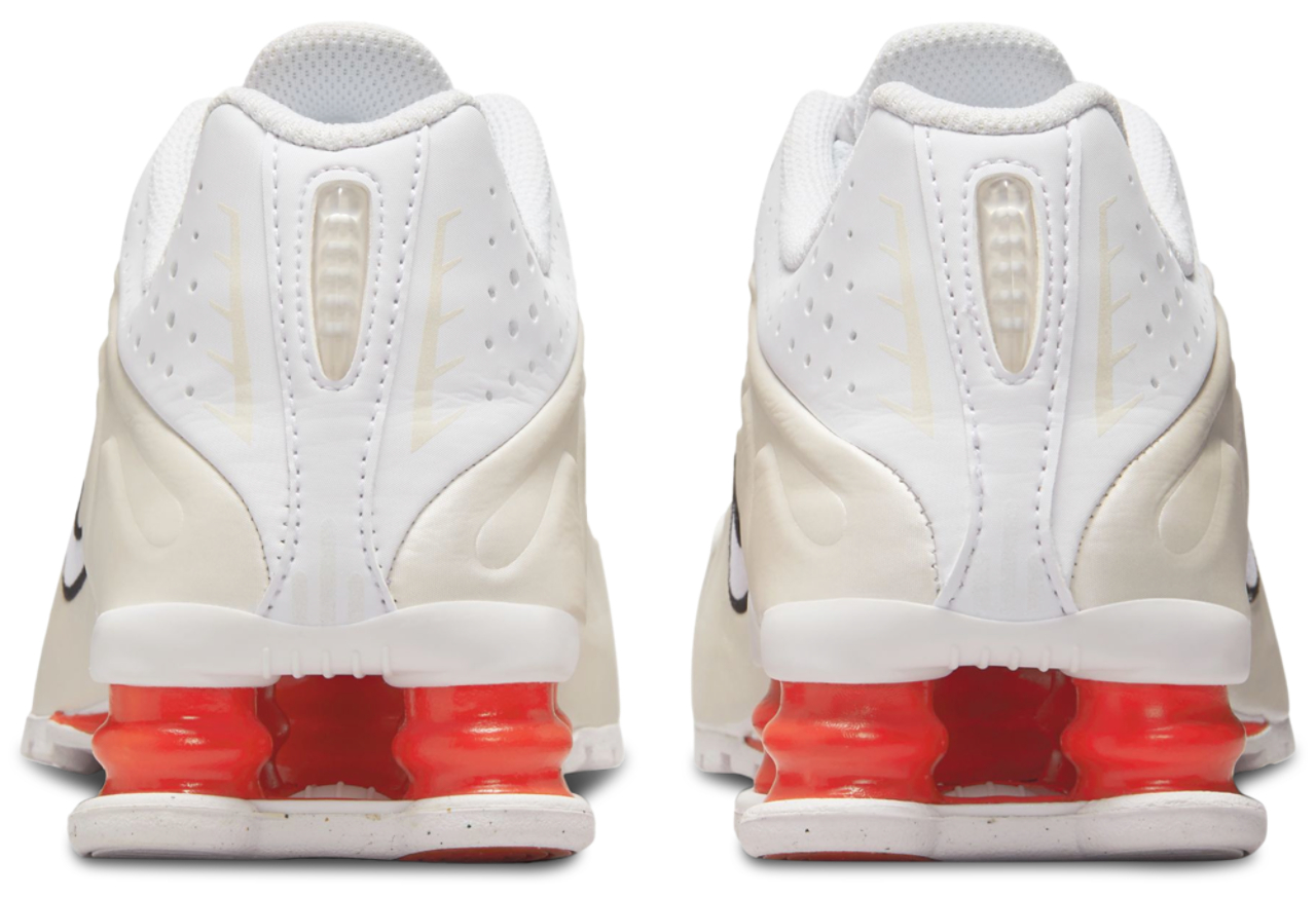 Nike Shox R4 Image 3 de 8. Appuyez pour ouvrir la galerie de photos.