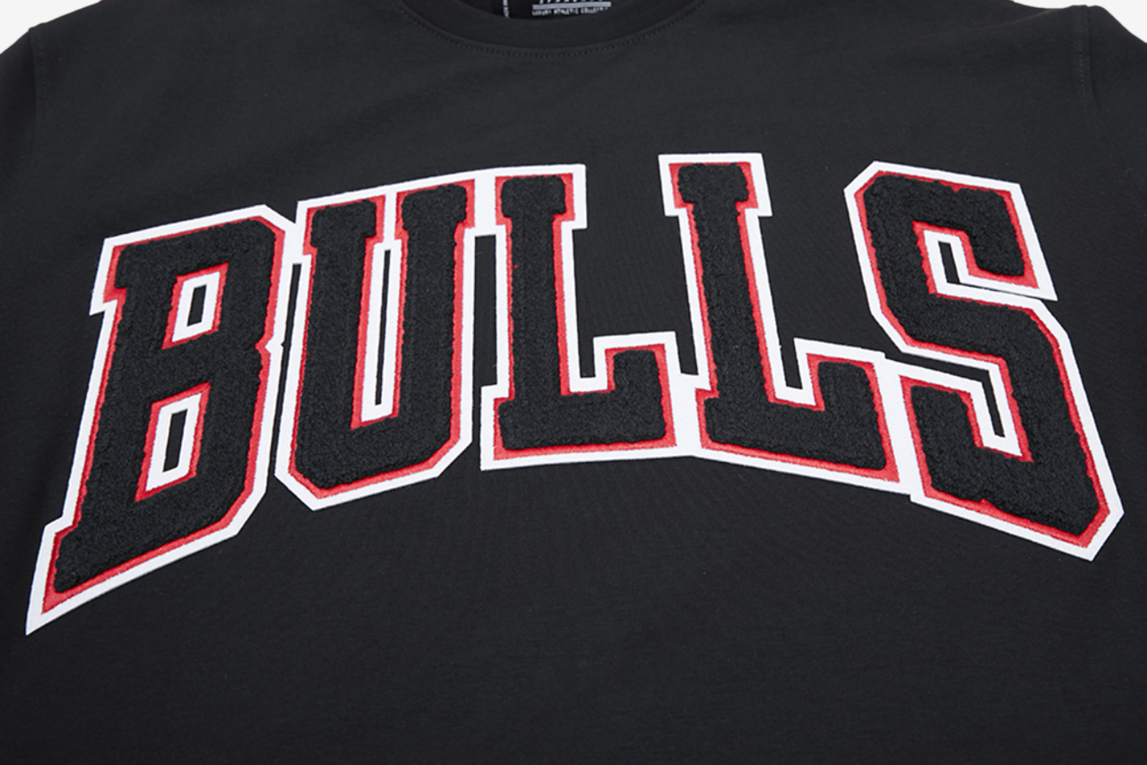 Pro Standard Bulls BP T-Shirt Image 5 of 7. Tap to open photo gallery.