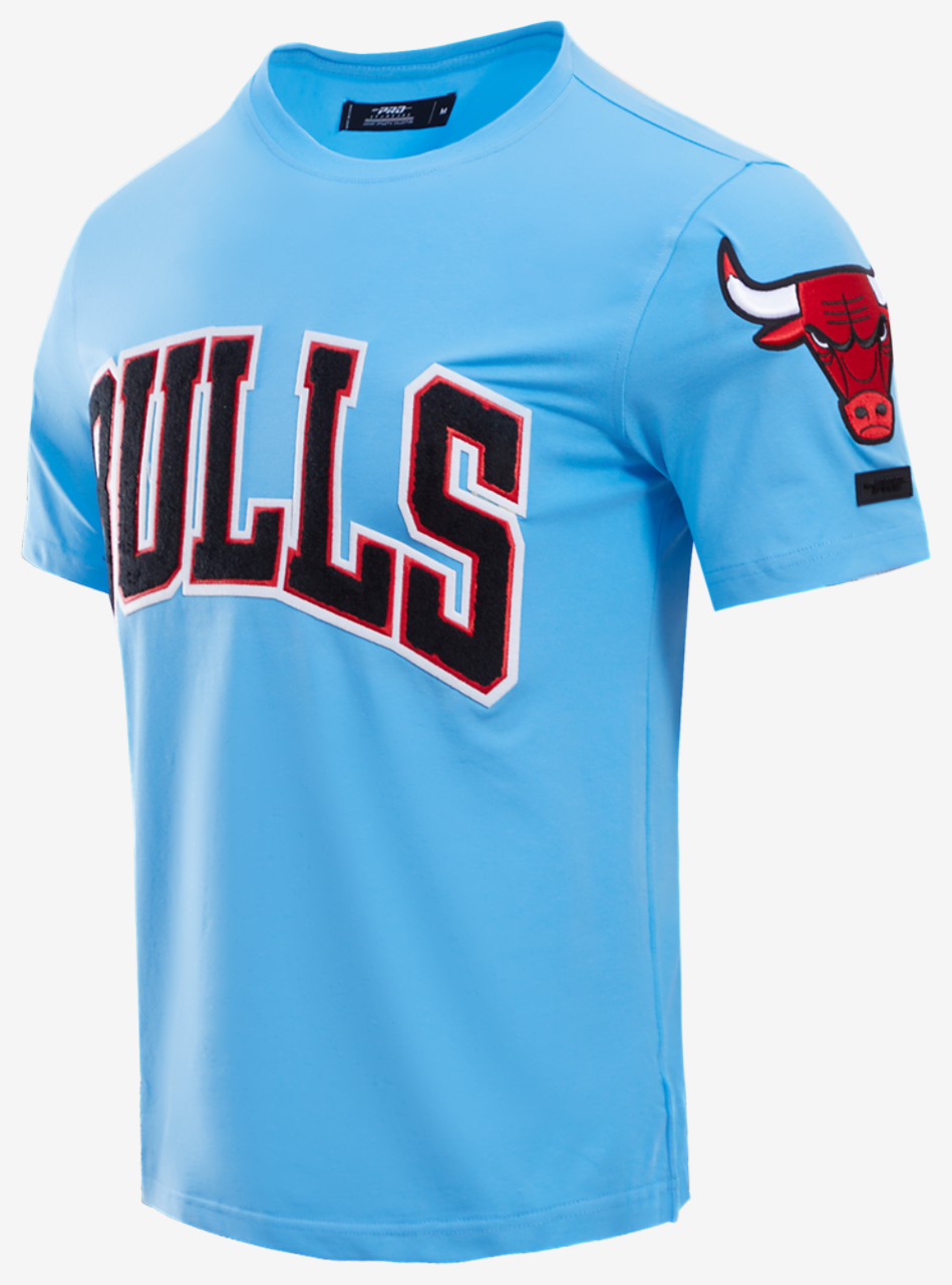 Pro Standard Bulls BP T-Shirt Image 3 of 8. Tap to open photo gallery.