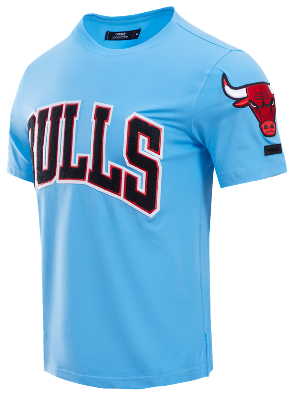 Pro Standard Bulls BP T-Shirt Image 3 of 8. Tap to open photo gallery.