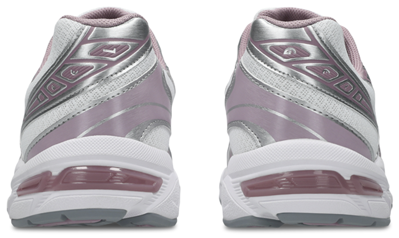 ASICS® GEL-1130 Image 3 of 5. Tap to open photo gallery.
