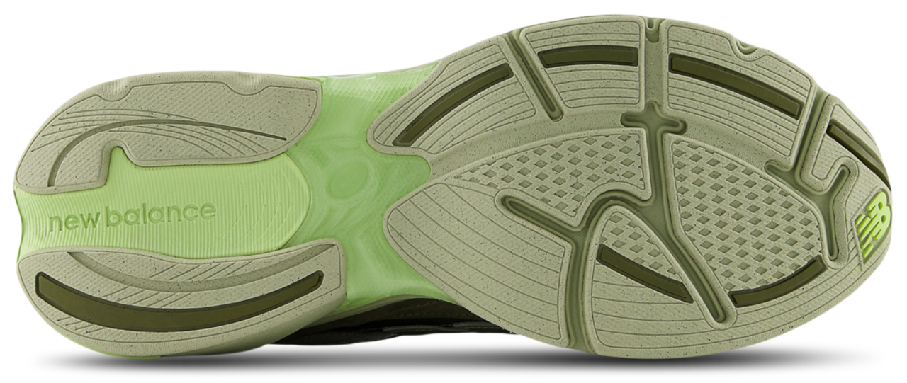 New Balance 2010 Image 5 of 5. Tap to open photo gallery.