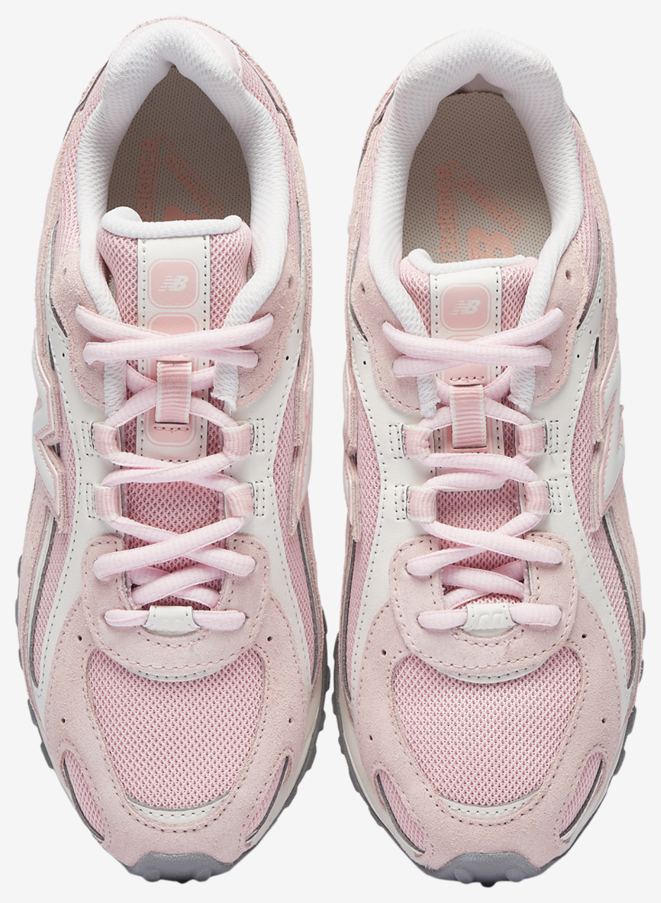 New Balance 204L Image 4 of 5. Tap to open photo gallery.