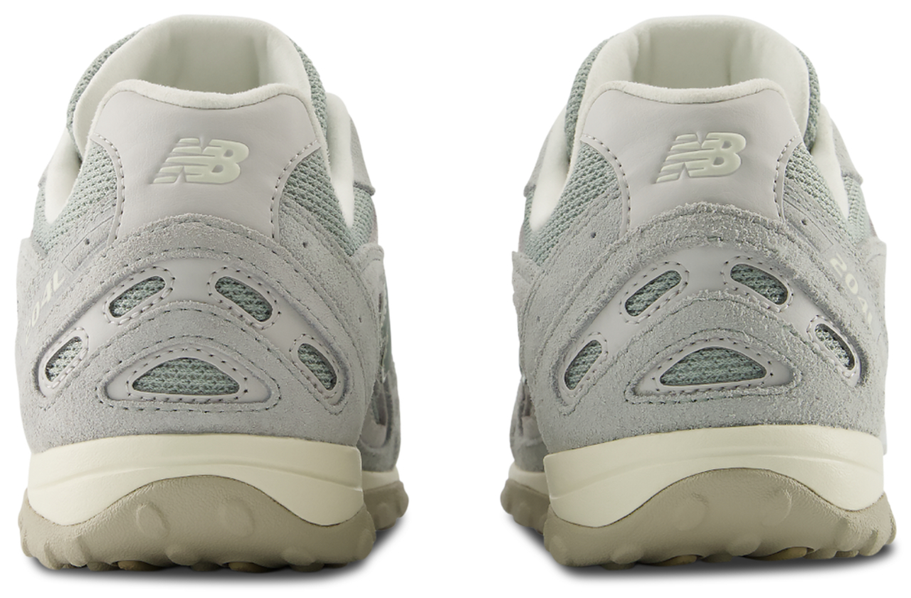 New Balance 204L  Image 3 of 5. Tap to open photo gallery.